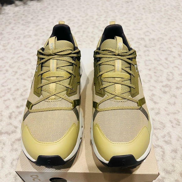 NWT Men’s On Cloudhorizon Running Shoes Army Green Khaki and Black Sneakers 9.5 - Picture 2 of 9